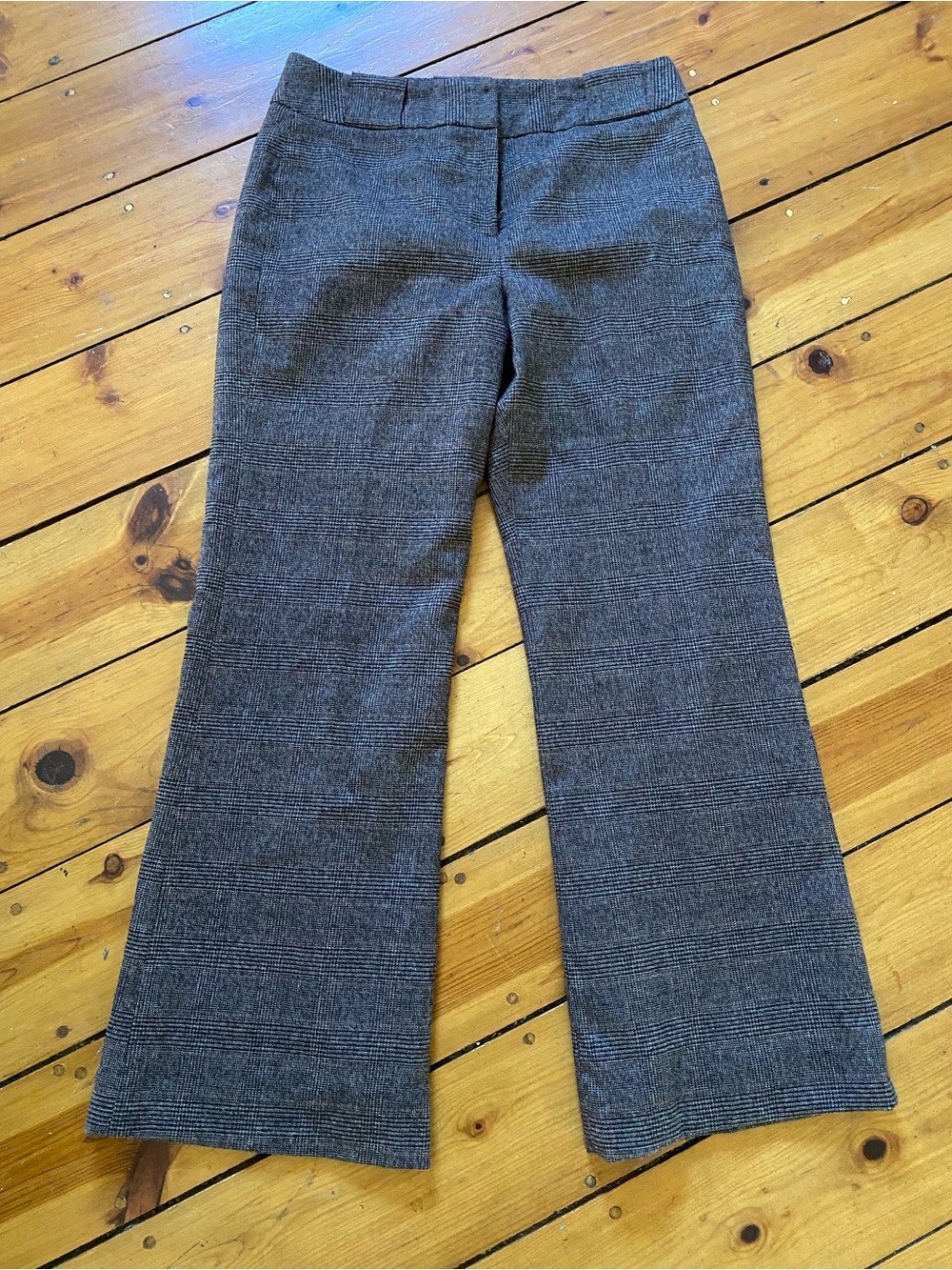 Larry Levine Brown Plaid dress pants for women size 6